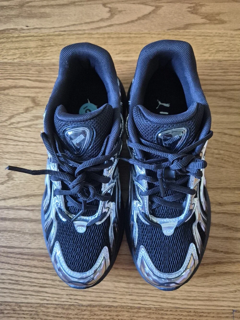 Puma Inverse Premium Black Sneakers with Silver Metallic Accents, size 6 NWOB